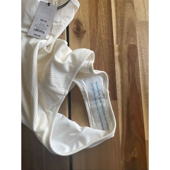 Share & Shore Double O-Ring with Lace-Up Back One Piece Swimsuit - Picture 5 of 8